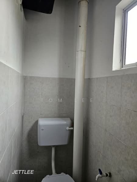 Pangsapuri untuk Dijual di Desa Idaman 2 Shop Apartment - Tom Lee - PropertyGuru.com.my