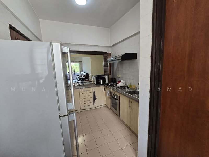 Condominium for Sale at Puteri Palma Condominiums - Muna Zawani Muhamad - Kitchen - PropertyGuru.com.my