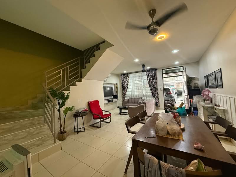 Rumah Teres 2 Tingkat untuk Dijual di Taman Scientex Senai (Senai) - ALHAFIZ AZIS - Living Room - PropertyGuru.com.my