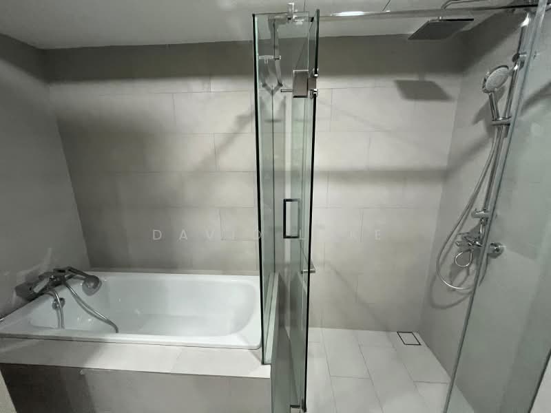 Kondominium untuk Dijual di Residensi Astrea - David Loke - Bathroom - PropertyGuru.com.my