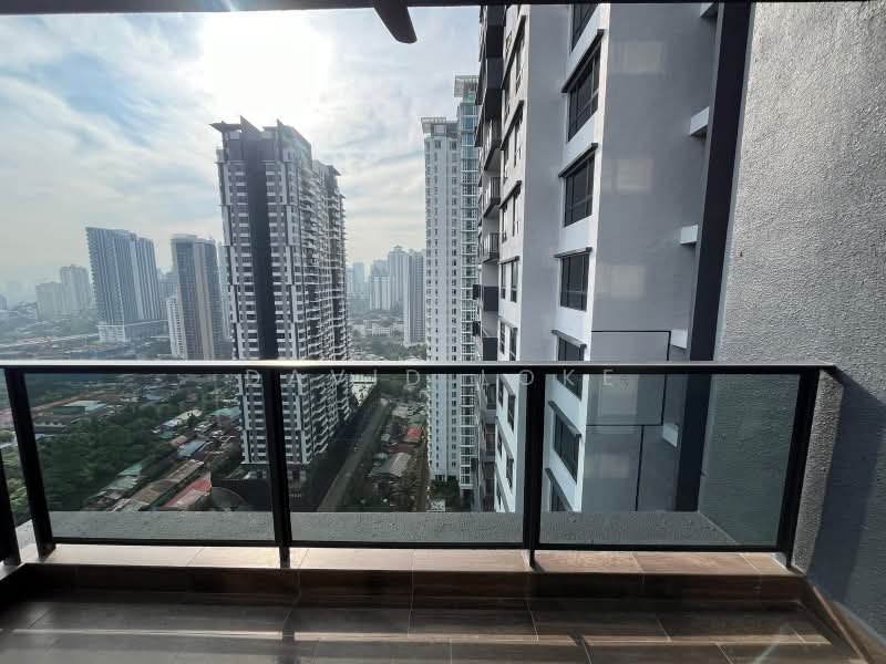 Kondominium untuk Dijual di Residensi Astrea - David Loke - Balcony - PropertyGuru.com.my