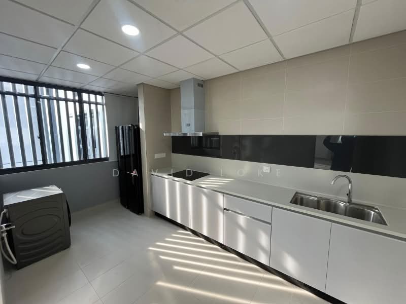 Kondominium untuk Dijual di Residensi Astrea - David Loke - Kitchen - PropertyGuru.com.my
