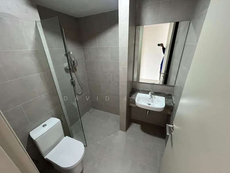 Kondominium untuk Dijual di Residensi Astrea - David Loke - Bathroom - PropertyGuru.com.my