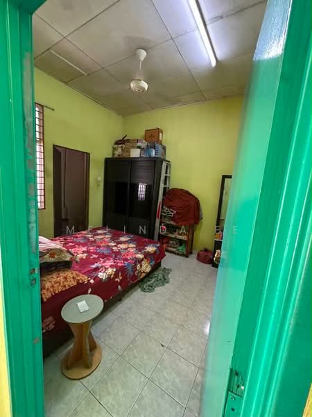 Rumah Teres 1-Tingkat untuk Dijual di Taman Angkasa (Senai) - Melinda Ee - Bedroom - PropertyGuru.com.my
