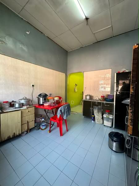Rumah Teres 1-Tingkat untuk Dijual di Taman Angkasa (Senai) - Melinda Ee - Kitchen - PropertyGuru.com.my