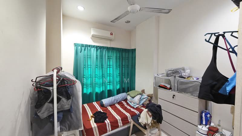 Condominium for Sale at Changkat View - Ben Mok - Bedroom - PropertyGuru.com.my