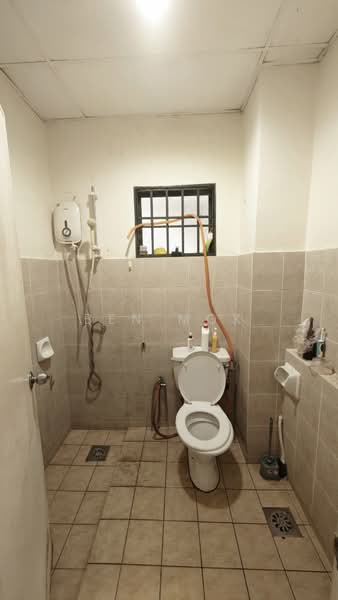 Condominium for Sale at Changkat View - Ben Mok - Bathroom - PropertyGuru.com.my