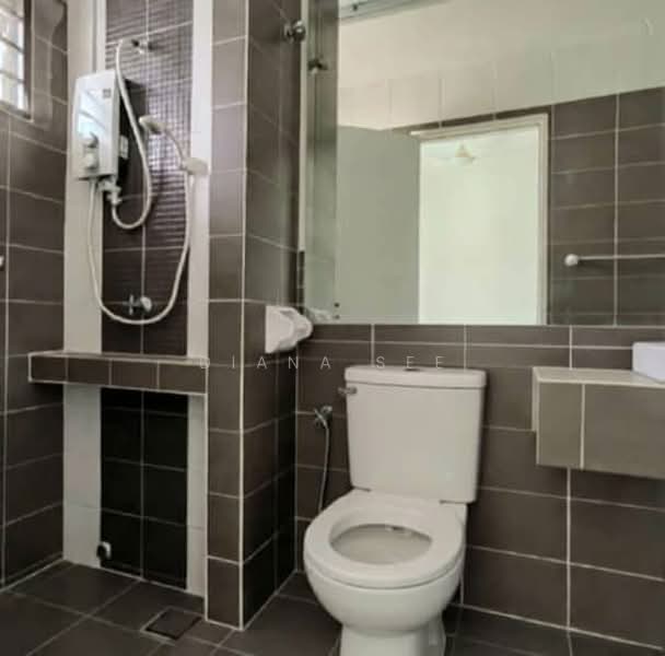 2-storey Terraced House for Rent in Bukit Raja (Selangor) - Diana See - Bathroom - PropertyGuru.com.my