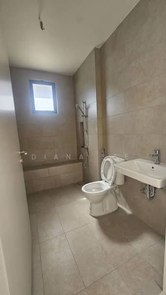 Rumah Berkembar untuk Disewa di Setia Alam (Selangor) - Diana See - Bathroom - PropertyGuru.com.my