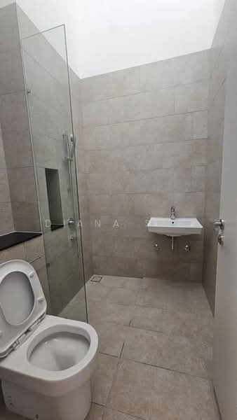 Rumah Berkembar untuk Disewa di Setia Alam (Selangor) - Diana See - Bathroom - PropertyGuru.com.my