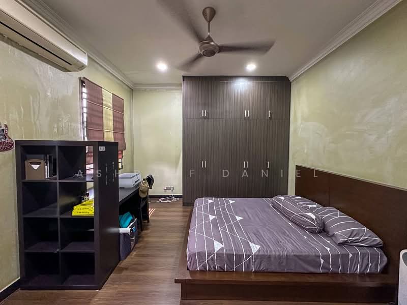 Bungalow House for Sale in Kajang (Selangor) - Ashraff Daniel - Bedroom - PropertyGuru.com.my