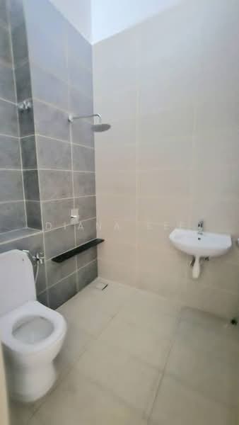 Rumah Teres 2 Tingkat untuk Dijual di Setia Utama (Setia Alam) - Diana See - PropertyGuru.com.my