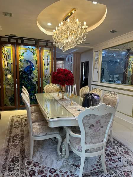 Rumah Banglo untuk Dijual di Taman Aman Perdana (Kapar) - Diana See - Dining Room - PropertyGuru.com.my