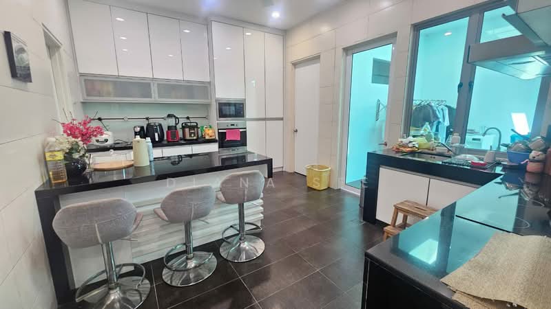 Banglo Pautan untuk Disewa di Ambang Botanic (Klang) - Diana See - Kitchen - PropertyGuru.com.my