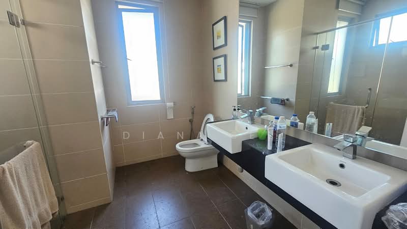 Banglo Pautan untuk Disewa di Ambang Botanic (Klang) - Diana See - Bathroom - PropertyGuru.com.my