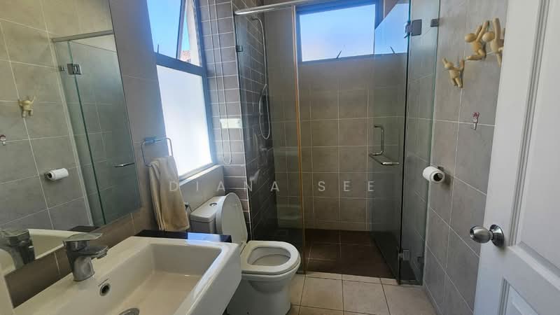 Banglo Pautan untuk Disewa di Ambang Botanic (Klang) - Diana See - Bathroom - PropertyGuru.com.my