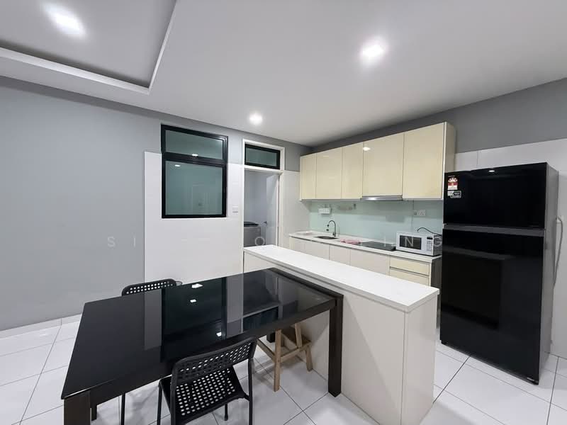 Servis Apartment untuk Disewa di Sky Loft Premium Suites - Siau Tong Ling - Kitchen - PropertyGuru.com.my