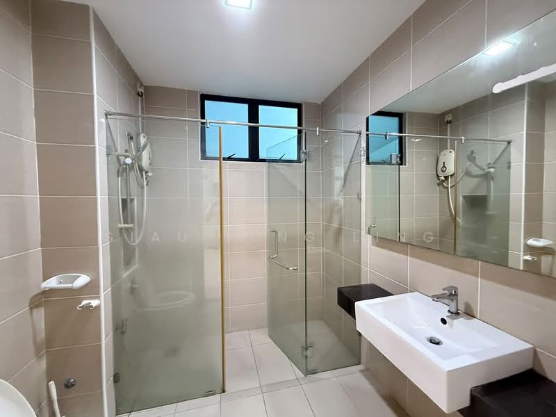 Servis Apartment untuk Disewa di Sky Loft Premium Suites - Siau Tong Ling - Bathroom - PropertyGuru.com.my