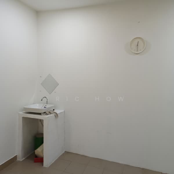 Kedai untuk Disewa di Bandar Puteri Puchong (Puchong) - Eric How - Interior - PropertyGuru.com.my