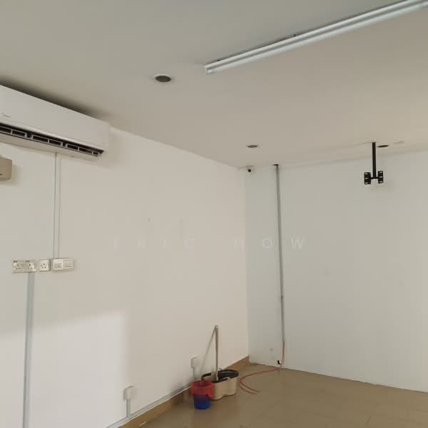 Kedai untuk Disewa di Bandar Puteri Puchong (Puchong) - Eric How - Interior - PropertyGuru.com.my