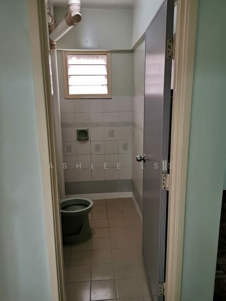 Pangsapuri untuk Dijual di Vantage Point (Menang Ria) - Ashlee LSS - Bathroom - PropertyGuru.com.my