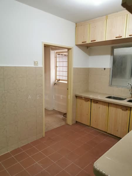 Pangsapuri untuk Dijual di Vantage Point (Menang Ria) - Ashlee LSS - Kitchen - PropertyGuru.com.my
