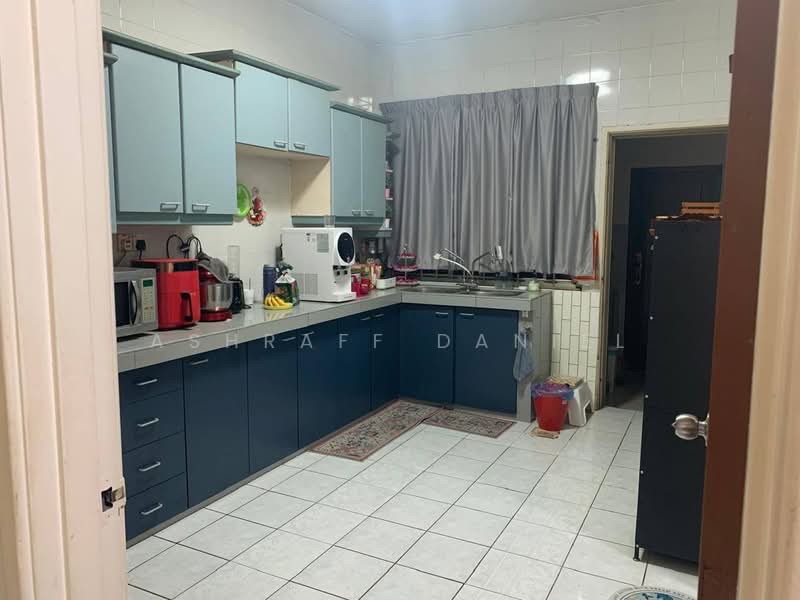 Terraced House for Sale in Bukit Rahman Putra (Sungai Buloh) - Ashraff Daniel - Kitchen - PropertyGuru.com.my