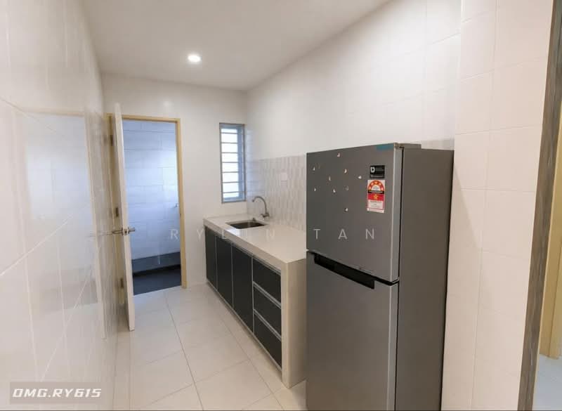Pangsapuri untuk Dijual di Pangsapuri Akasia (Bandar Botanic) - Rylin Tan - Kitchen - PropertyGuru.com.my