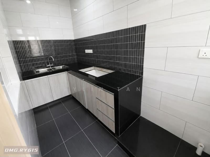Pangsapuri untuk Dijual di Pangsapuri Akasia (Bandar Botanic) - Rylin Tan - Kitchen - PropertyGuru.com.my