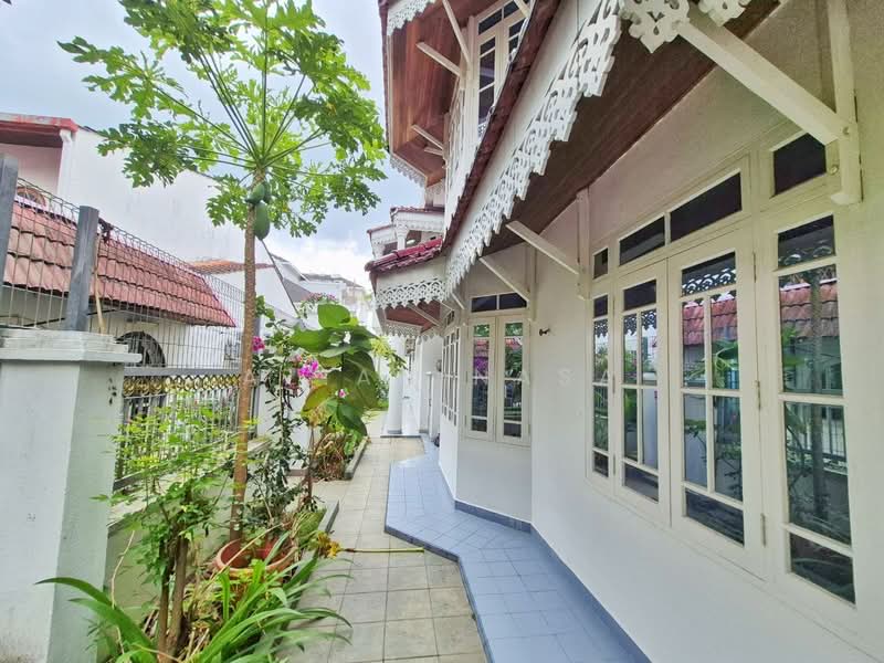 Bungalow for Sale in Taman Tun Dr Ismail (Kuala Lumpur) - Azian Nasa - PropertyGuru.com.my