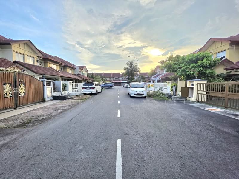 Rumah Teres 2 Tingkat untuk Dijual di Putra Permai (Subang Jaya) - Ashraff Daniel - PropertyGuru.com.my