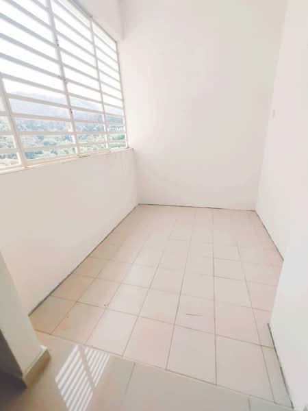 Condominium for Sale at Zan Pavillion - Chan Yi Shen - Balcony - PropertyGuru.com.my