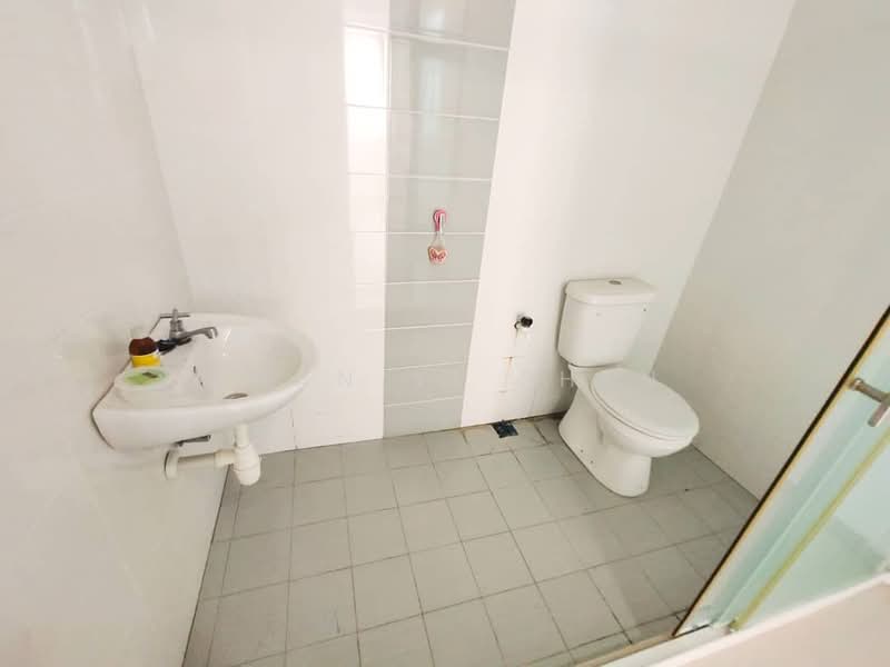 Condominium for Sale at Zan Pavillion - Chan Yi Shen - Bathroom - PropertyGuru.com.my