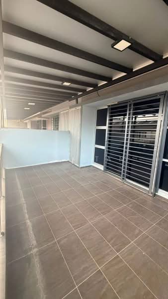 Rumah Teres 2 Tingkat untuk Dijual di Taman Scientex Utama (Senai) - Iden Tan - Balcony - PropertyGuru.com.my