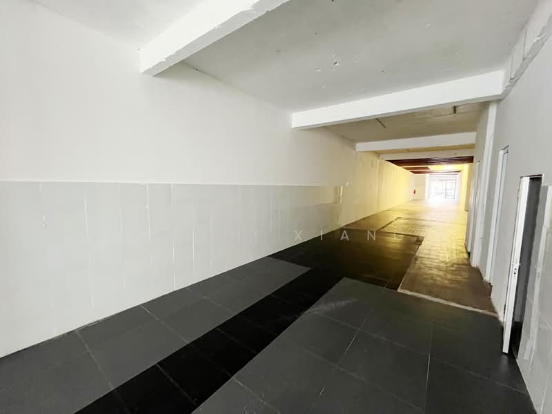 Shop / Office for Rent in George Town (Penang) - Yap Yi Xiang - Corridor - PropertyGuru.com.my
