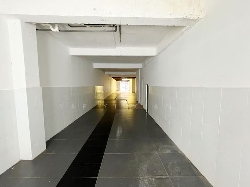 Shop / Office for Rent in George Town (Penang) - Yap Yi Xiang - Corridor - PropertyGuru.com.my