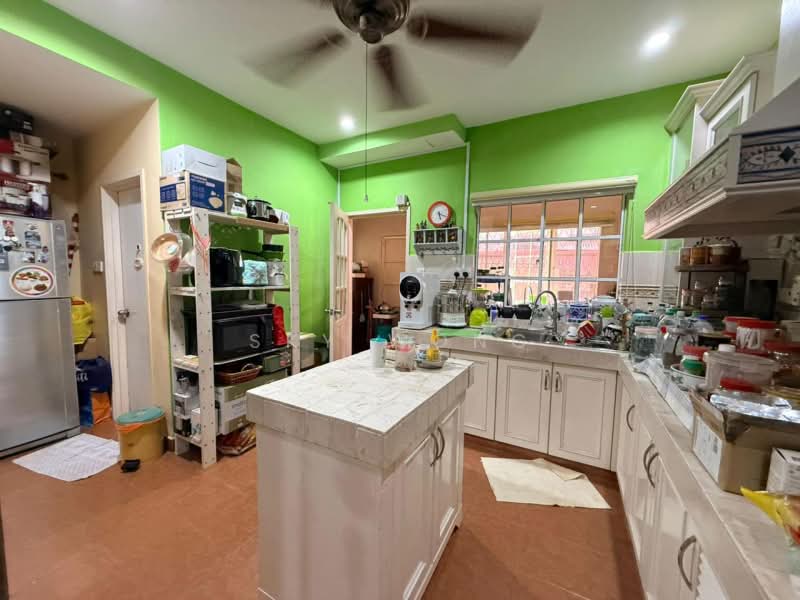 Rumah Teres 2.5 Tingkat untuk Dijual di Bandar Puteri Puchong (Puchong) - Sky Wong - Kitchen - PropertyGuru.com.my