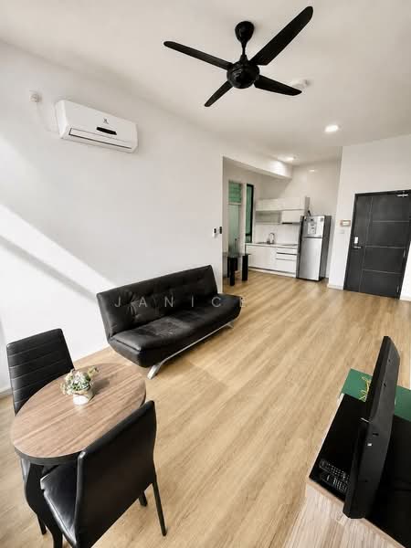 Service Residence for Sale at D'Summit Residences - Janice . - PropertyGuru.com.my