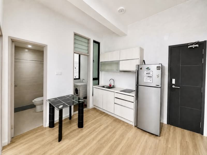 Service Residence for Sale at D'Summit Residences - Janice . - PropertyGuru.com.my