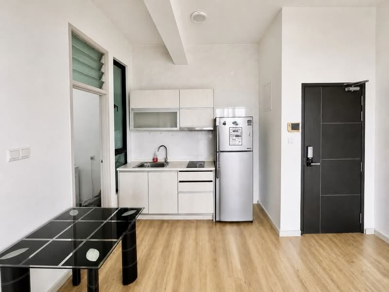 Service Residence for Sale at D'Summit Residences - Janice . - PropertyGuru.com.my