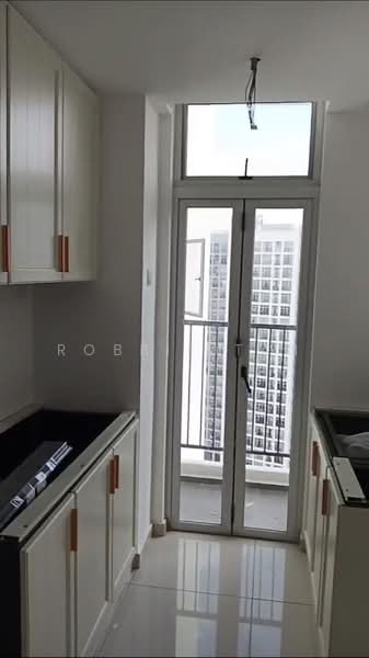 Servis Apartment untuk Disewa di Midas @ Seri Alam - Robbie Tan - Kitchen - PropertyGuru.com.my
