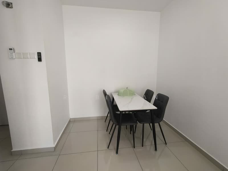 Kediaman Servis untuk Disewa di Midas @ Seri Alam - Robbie Tan - Dining Room - PropertyGuru.com.my