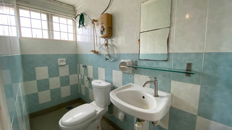 Condominium for Sale at Elaeis 2 - Nic Low - Bathroom - PropertyGuru.com.my
