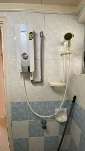 Condominium for Sale at Elaeis 2 - Nic Low - Bathroom - PropertyGuru.com.my