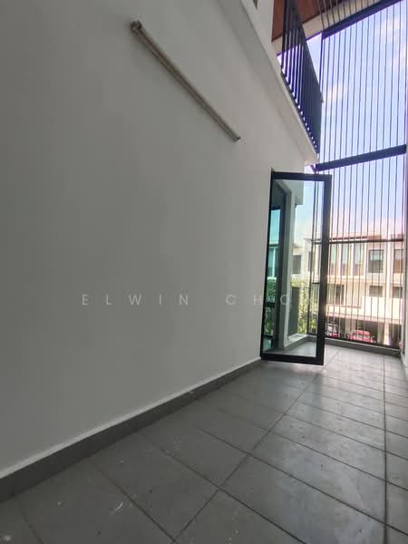 3-storey Terraced House for Sale in Duta Villa (Setia Alam) - Elwin Chok - PropertyGuru.com.my