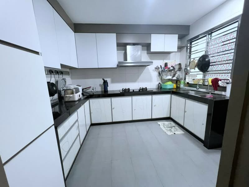 Cluster House for Sale in Taman Adda Heights (Tebrau) - Karl Lim - Kitchen - PropertyGuru.com.my
