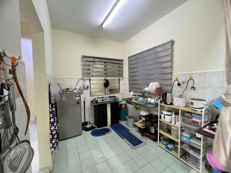 Kondominium untuk Dijual di Dwi Mahkota - Andrew Teo - Kitchen - PropertyGuru.com.my