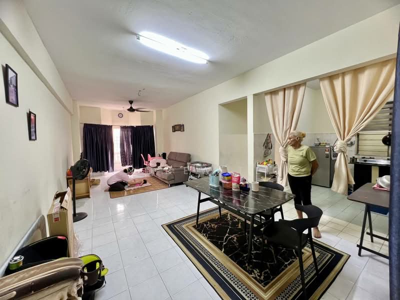Kondominium untuk Dijual di Dwi Mahkota - Andrew Teo - Living Room - PropertyGuru.com.my