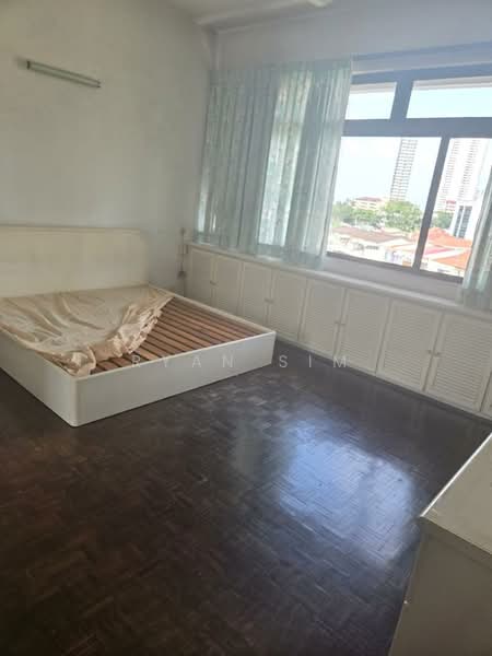 Condominium for Sale at Kondo Berjaya - Ryan Sim - Bedroom - PropertyGuru.com.my