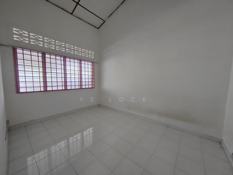 Rumah Teres 1-Tingkat untuk Disewa di Mantin (Negeri Sembilan) - YS Lock - Interior - PropertyGuru.com.my